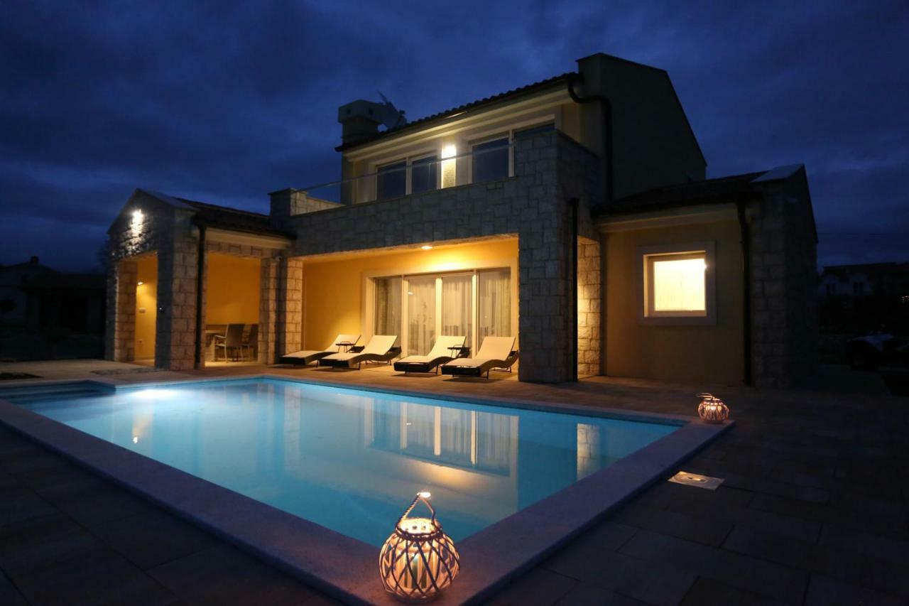 Luxury Villa Lidija Brzac Exterior photo